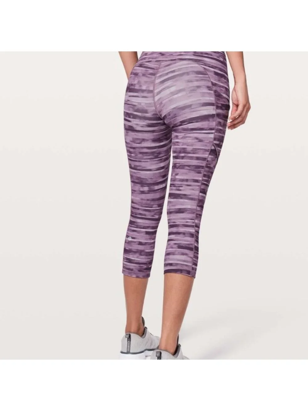 Lululemon Speed Up Crop *21